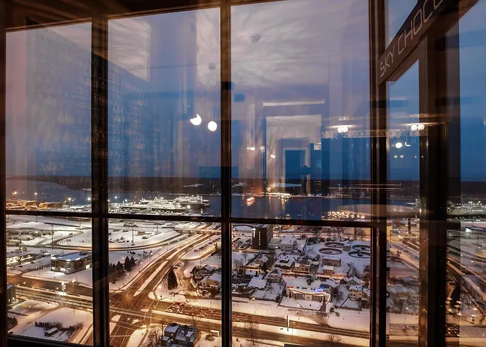 Sky Deep Jacuzzi 30 Floor