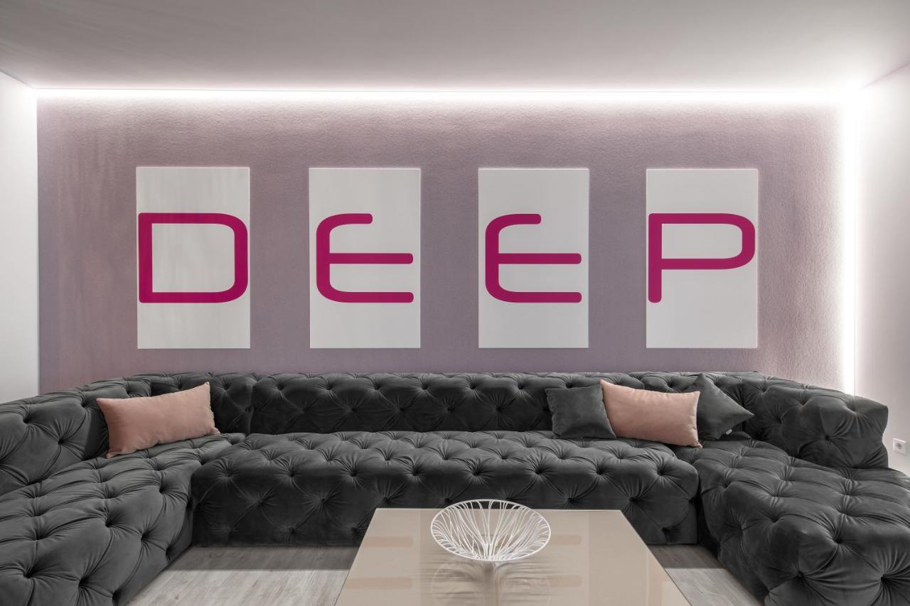 Sky Deep Jacuzzi 30 Floor דירה קלייפדה