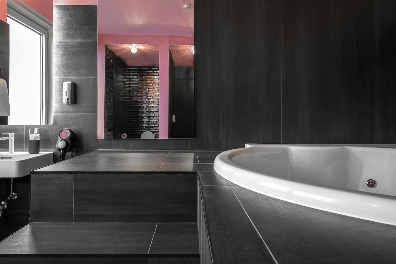 Sky Deep Jacuzzi 30 Floor